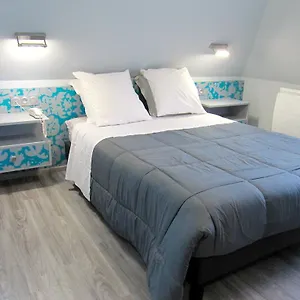 De La Grotte Hotel